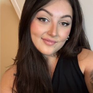 Meet your Posher, Kassandra